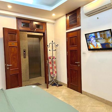 Serviced Apartment Next To The Hanoi Opera House Can Ho Day Du Tien Nghi Co Thang May Ngay Gan Nha Hat Lon Ngoại thất bức ảnh