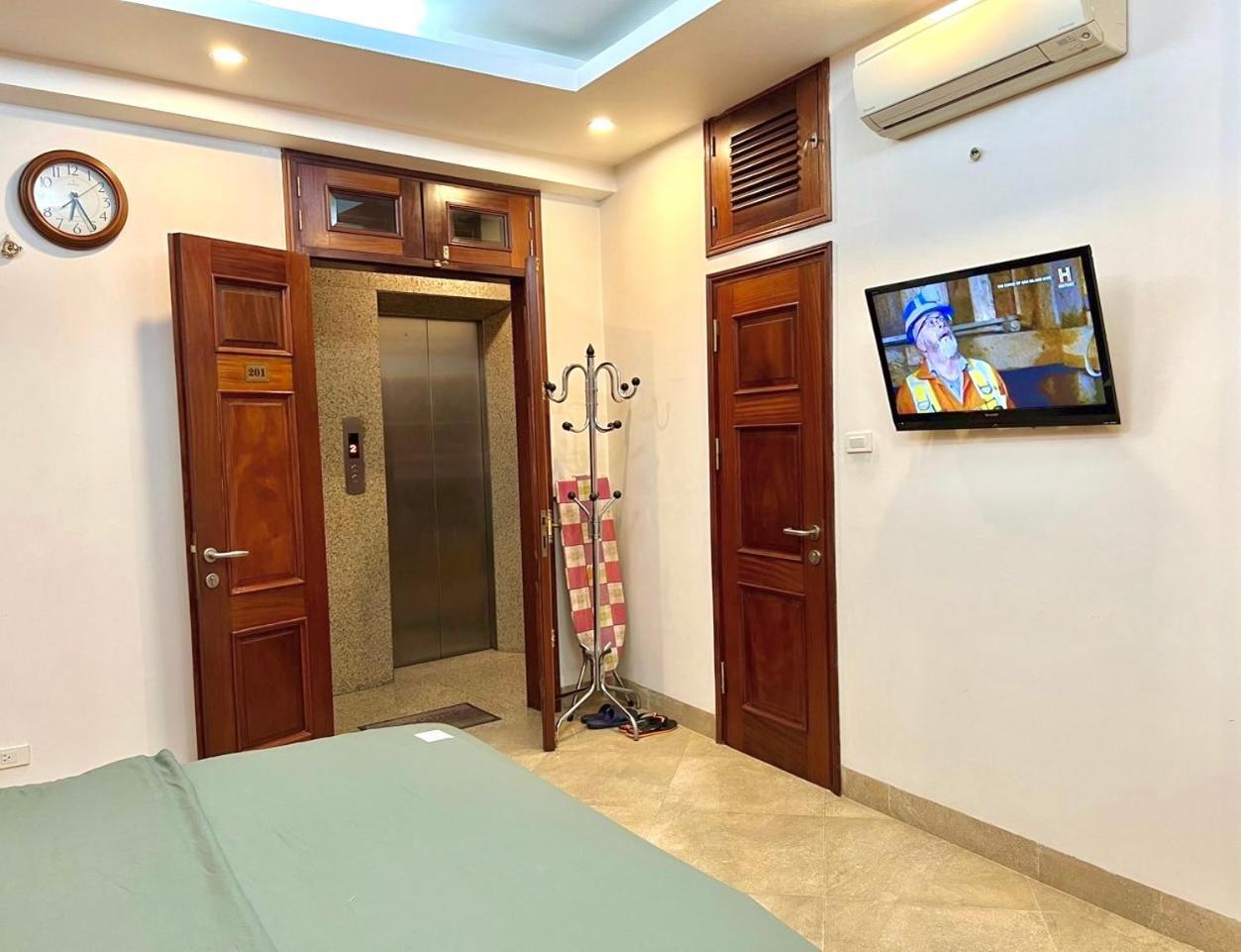 Serviced Apartment Next To The Hanoi Opera House Can Ho Day Du Tien Nghi Co Thang May Ngay Gan Nha Hat Lon Ngoại thất bức ảnh